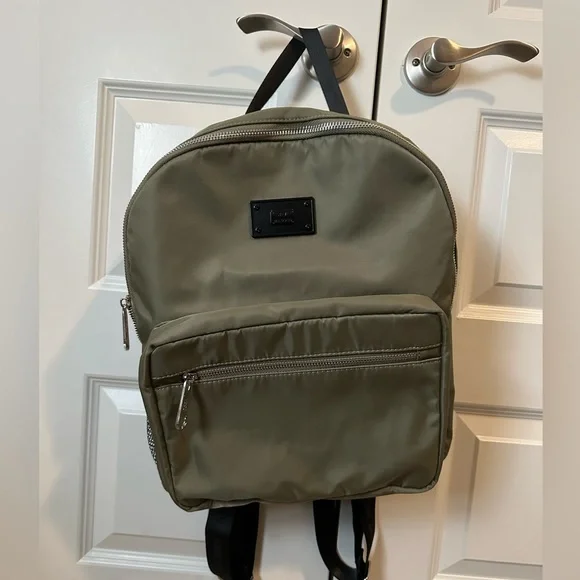 Olive green steve madden backpack hot sale
